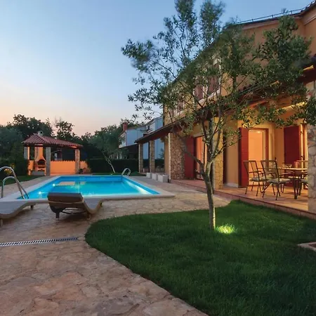 Apartment Golden Olive In Volme, Banjole! Banjole