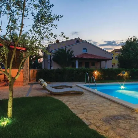 Apartment Golden Olive In Volme, Banjole! *